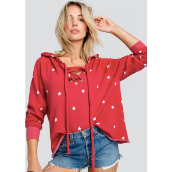 WILDFOX Small Red Star Pullover Sweatshirt Cropped Hoody Lace Up Sweater 4th - Picture 1 of 5